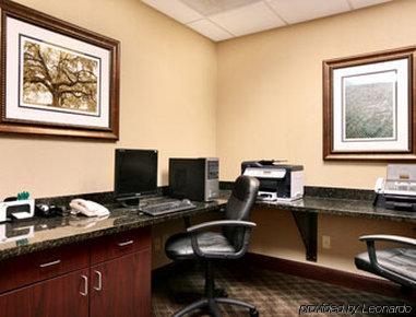 Hotel Wingate By Wyndham Charleston Southern University